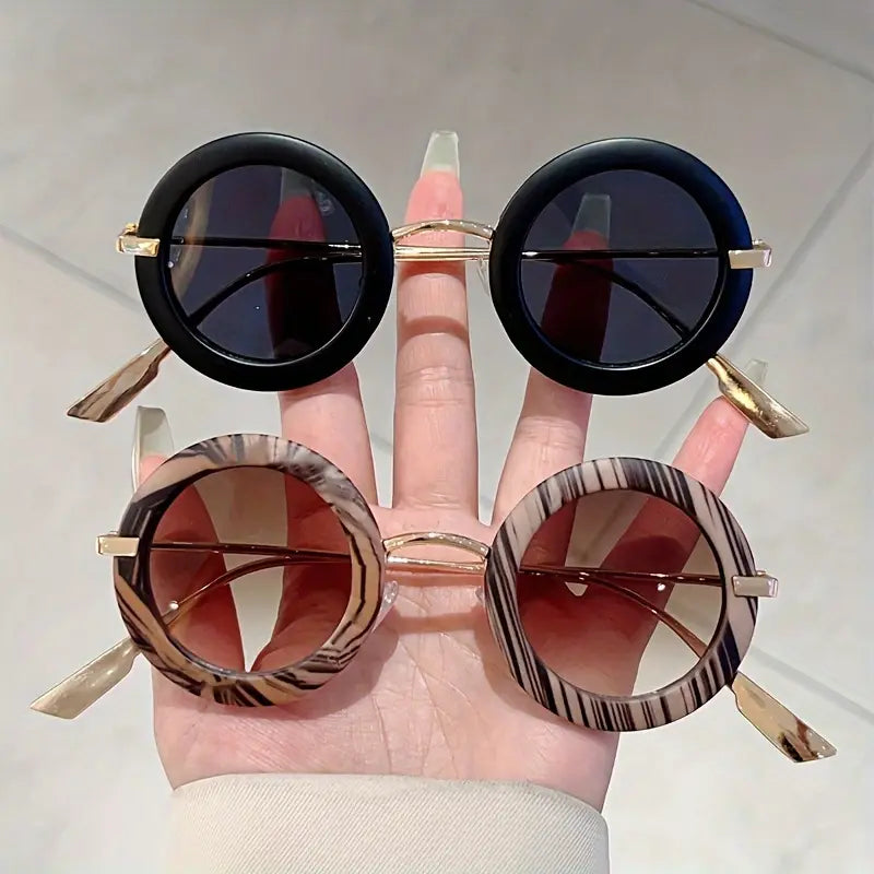 1 Pair Women's Elegant Round Metal Frame Glasses with Lenses