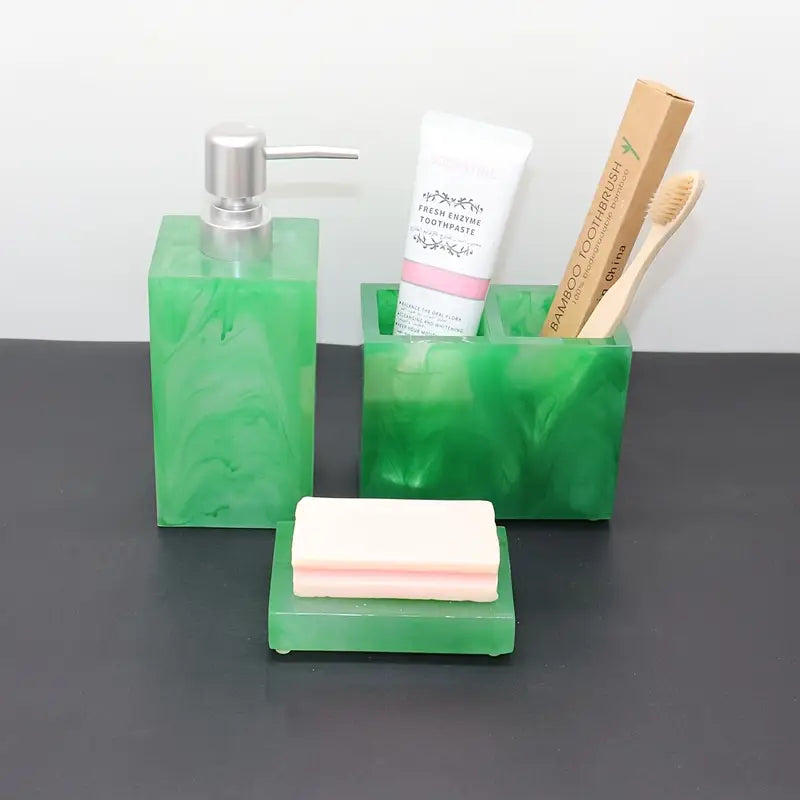Bathroom accessories set