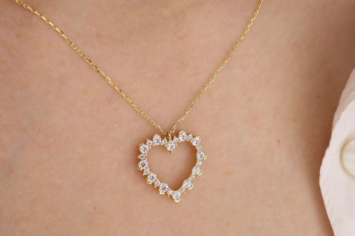 Heart shaped 14k Solid Gold Necklace