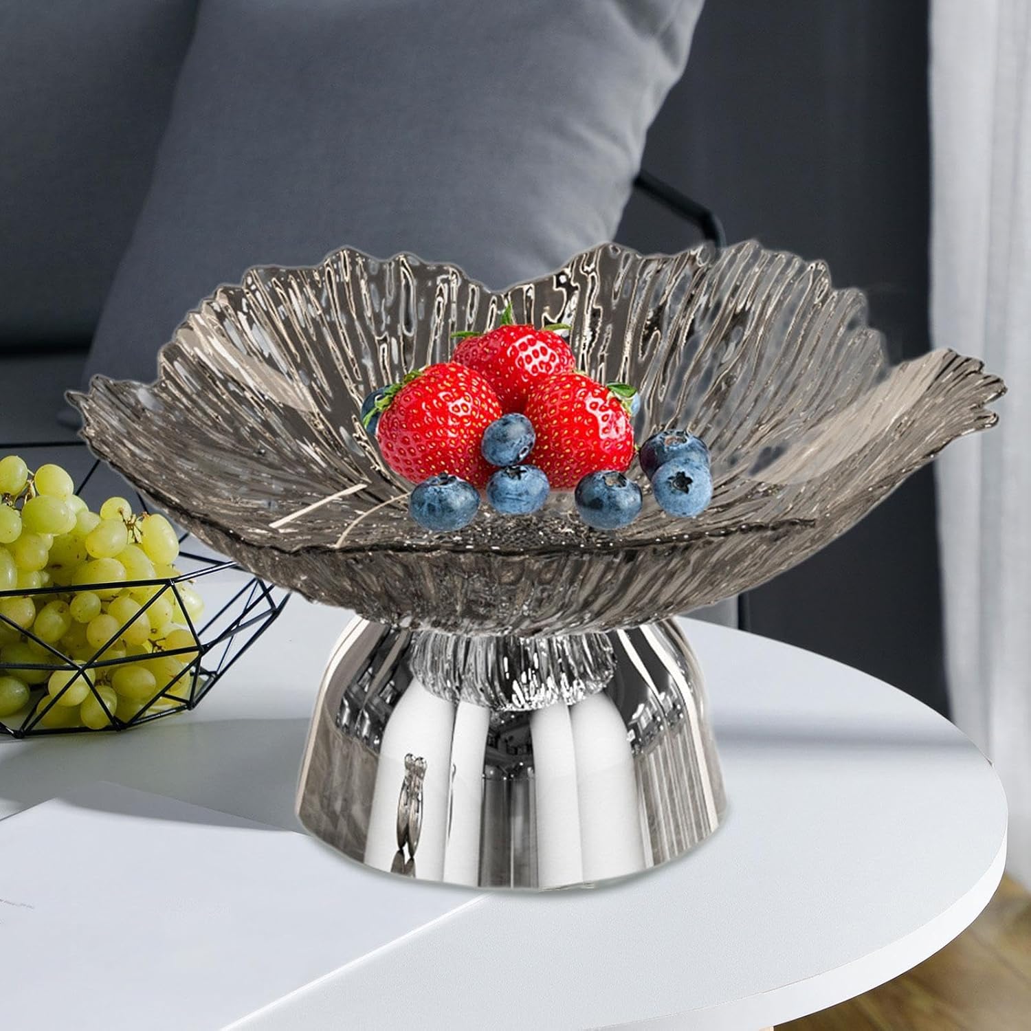 HEAVENGLOW Footed Fruit Bowl Modern