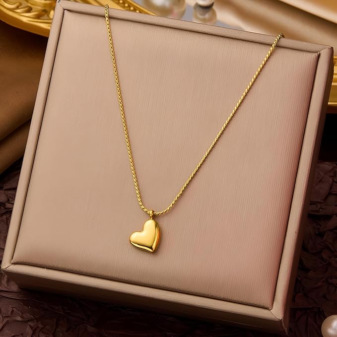Exquisite Small Heart Pendant Necklace for Women, Perfect Birthday Gift for Her, Gold Plated