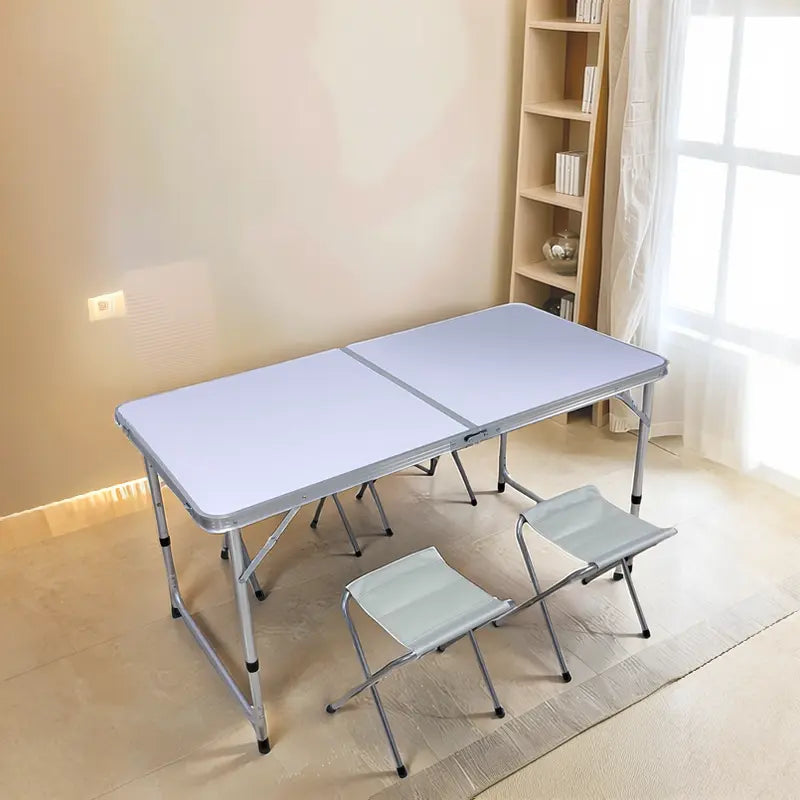 Restaurant dining table