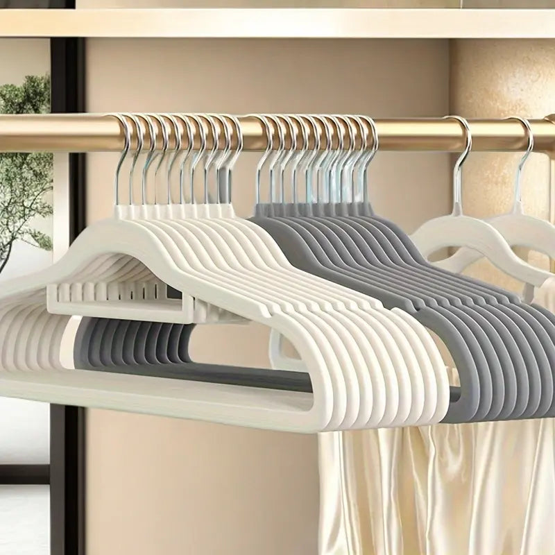60pcs Flocked Hangers